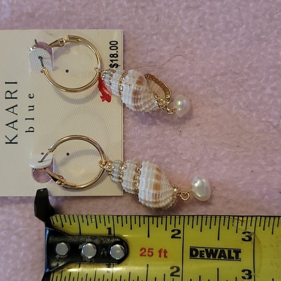 Hoop seashell earings - Picture 3 of 3